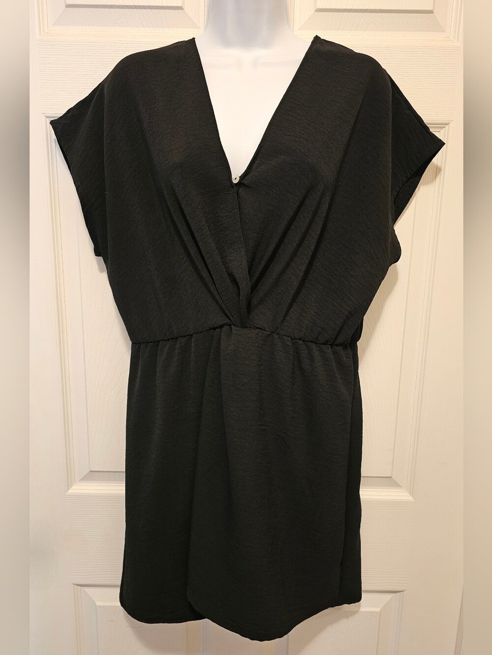 Portocruz Black V-Neck Front-Slit Swimsuit Cover Up Dress Size L Like New